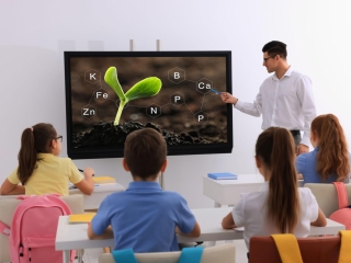 Công Nghệ Đang Thay Đổi Cách Dạy Và Học Như Thế Nào?